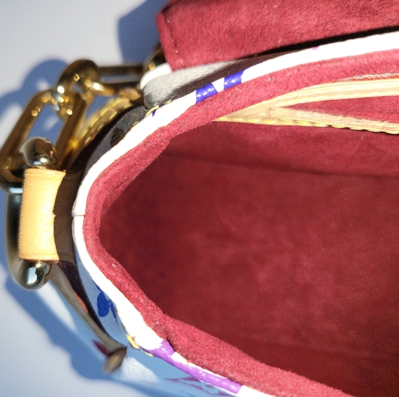 🔥SOLD🔥LOUIS VUITTON Marilyn White Multicolor Shoulder Bag - Picture 14 of 17